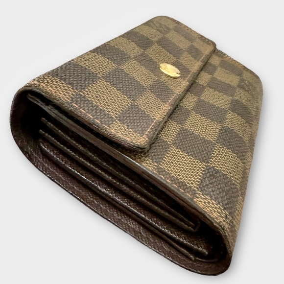 LOUIS VUITTON Damier Ebene Alexandra Wallet - Picture 3 of 16